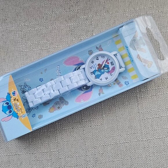 Disney Stitch Girl Wristwatch White Plastic Band Analog Quartz Wrist Watch NWT - Picture 4 of 10